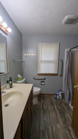 521 12TH Street Erie IL 61250