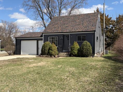 8415 Ravere Street Machesney Park IL 61115