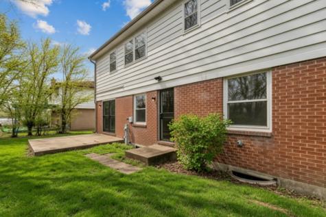 18135 Cherrywood Lane Homewood IL 60430