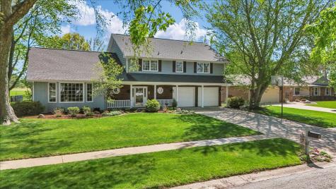 3405 Lakeshore Drive Champaign IL 61822