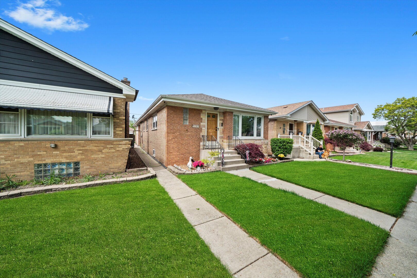 5142 South Mulligan Avenue Chicago IL 60638