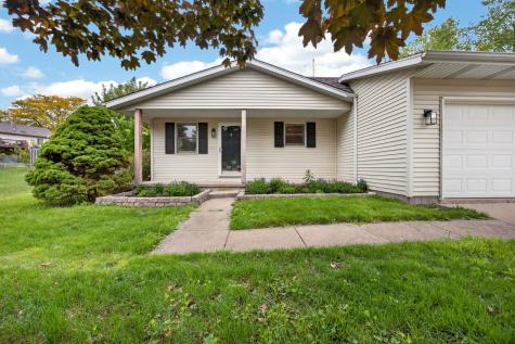 9 Timberview Drive Bloomington IL 61701