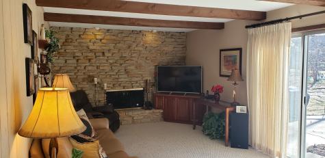 2203 Country Knoll Lane Elgin IL 60123