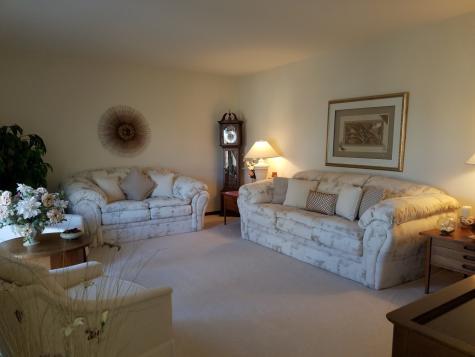 2203 Country Knoll Lane Elgin IL 60123