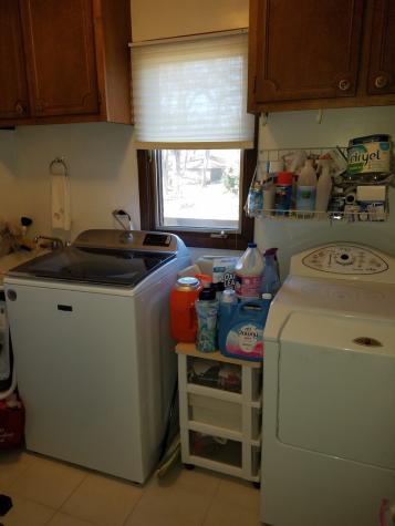 2203 Country Knoll Lane Elgin IL 60123