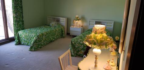 2203 Country Knoll Lane Elgin IL 60123