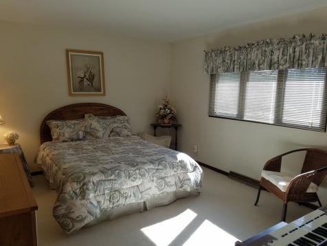 2203 Country Knoll Lane Elgin IL 60123