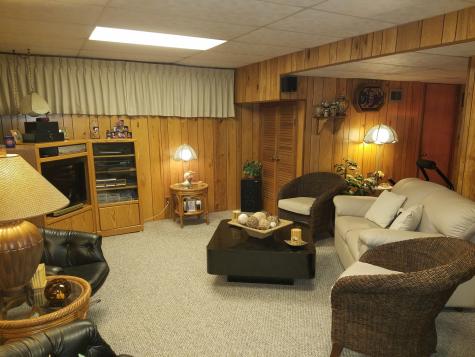 2203 Country Knoll Lane Elgin IL 60123