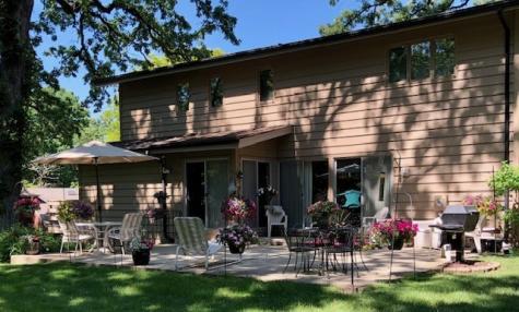 2203 Country Knoll Lane Elgin IL 60123
