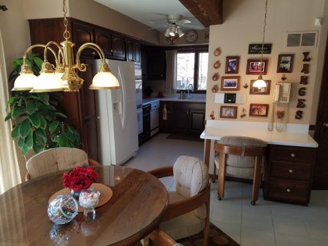 2203 Country Knoll Lane Elgin IL 60123