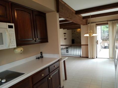 2203 Country Knoll Lane Elgin IL 60123