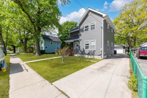 421 De Kalb Street Sandwich IL 60548