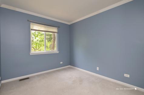 331 East Camden Lane E Round Lake Beach IL 60073