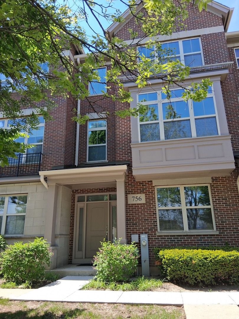 756 North Aspen Drive Vernon Hills IL 60061