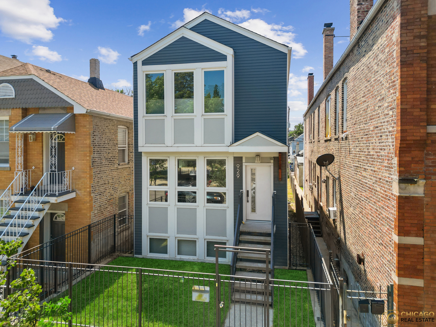 929 West 33rd Place Chicago IL 60608