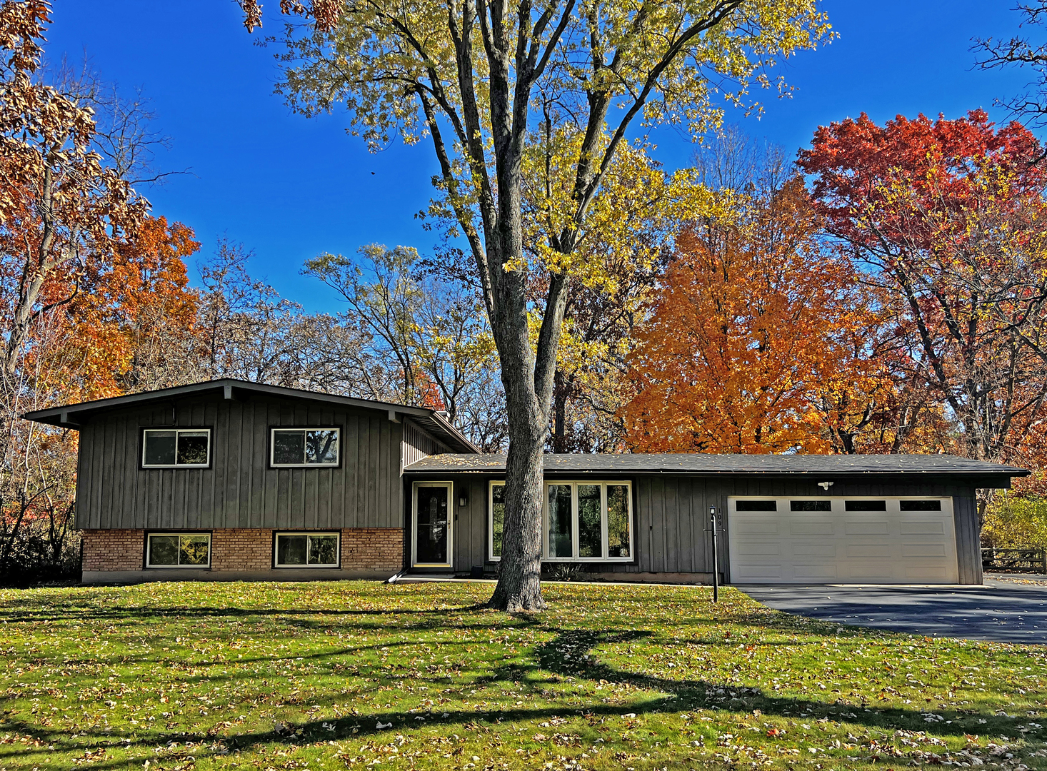 109 Crooked Creek Trail Barrington IL 60010