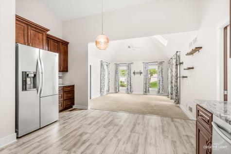 6 Glengarry Lane Sugar Grove IL 60554