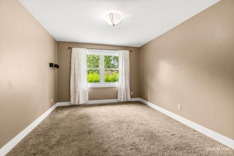 6 Glengarry Lane Sugar Grove IL 60554
