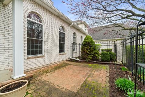 6 Glengarry Lane Sugar Grove IL 60554