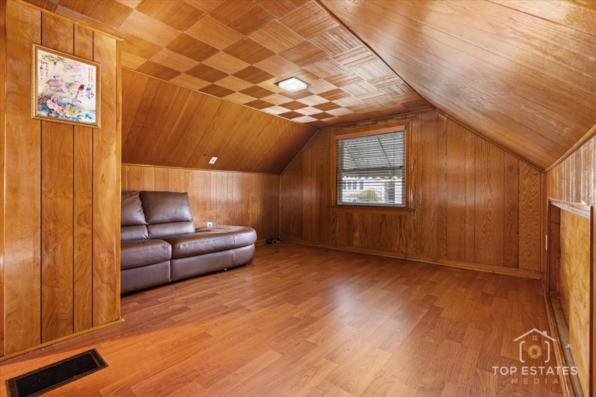 4641 South Trumbull Avenue Chicago IL 60632