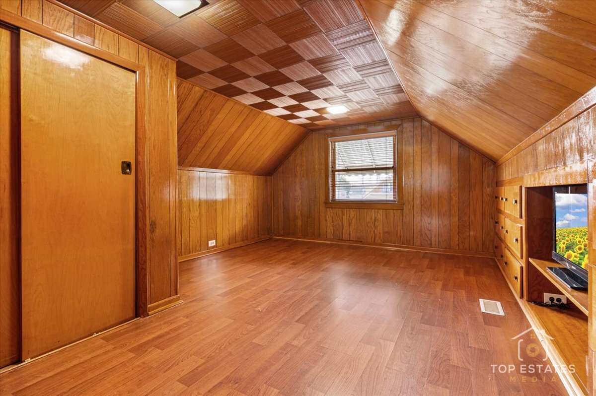 4641 South Trumbull Avenue Chicago IL 60632