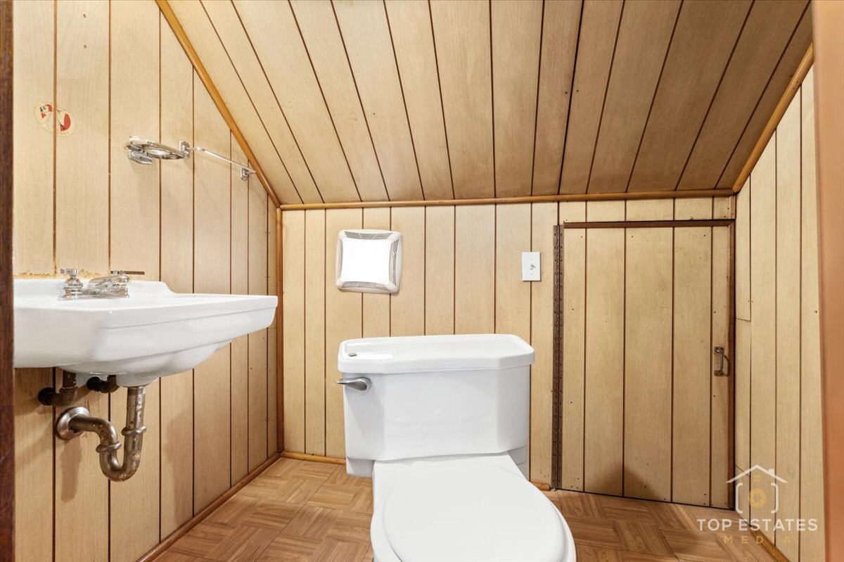 4641 South Trumbull Avenue Chicago IL 60632