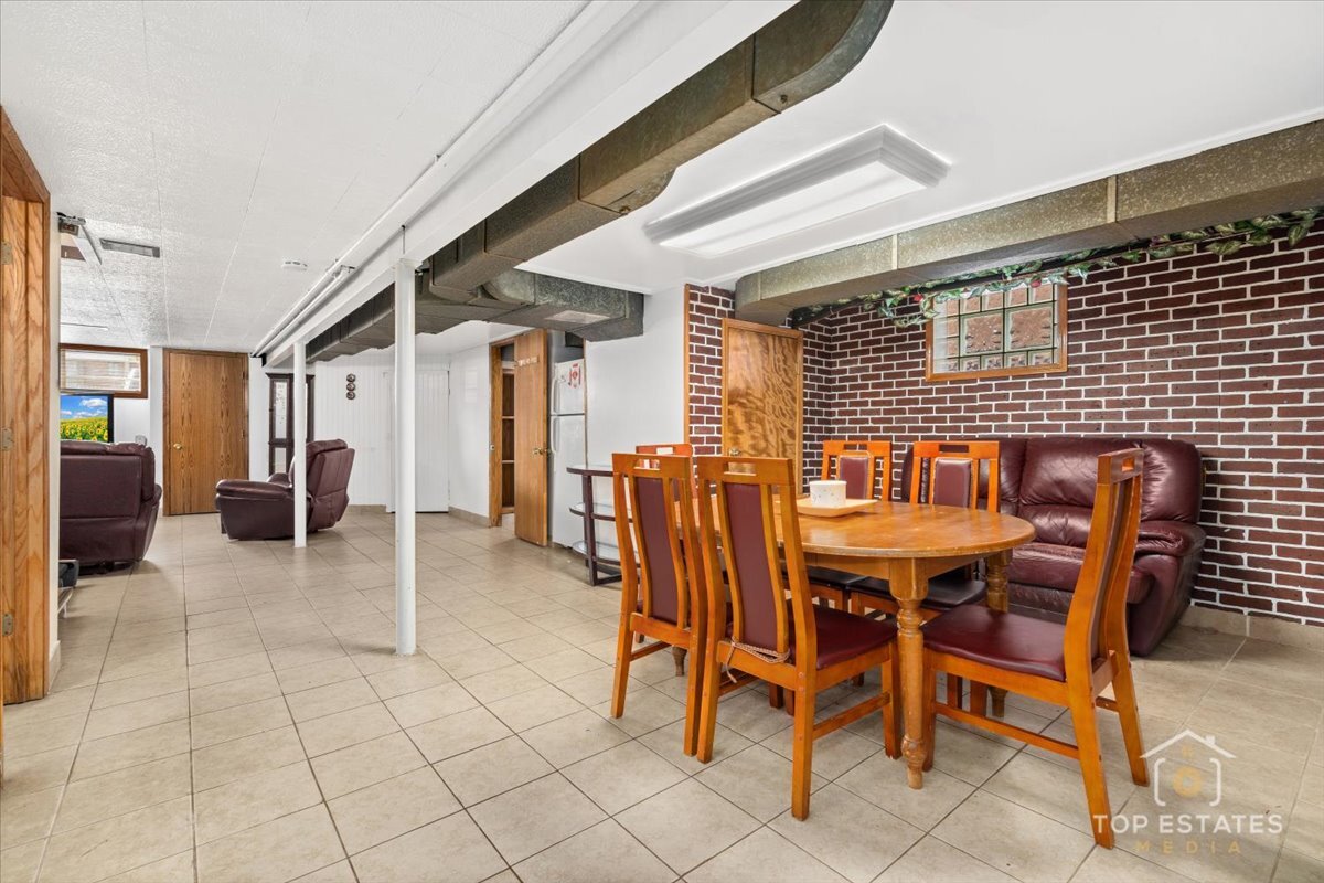 4641 South Trumbull Avenue Chicago IL 60632