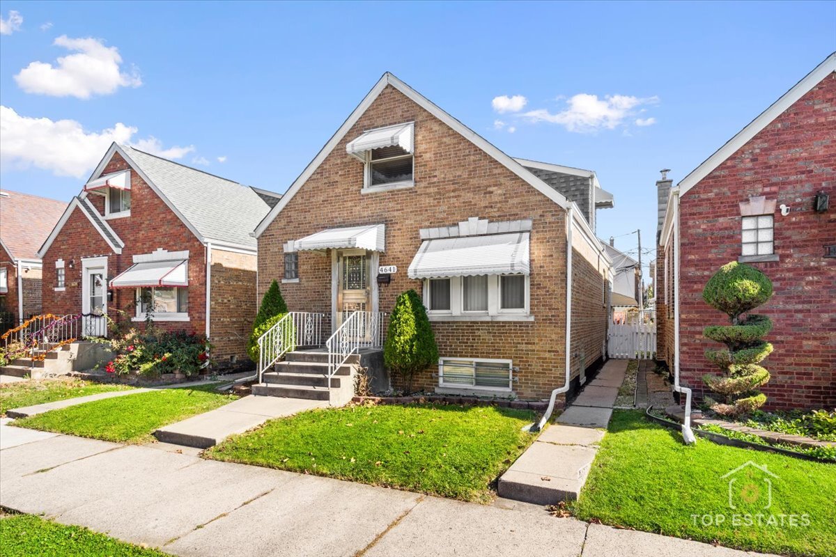4641 South Trumbull Avenue Chicago IL 60632