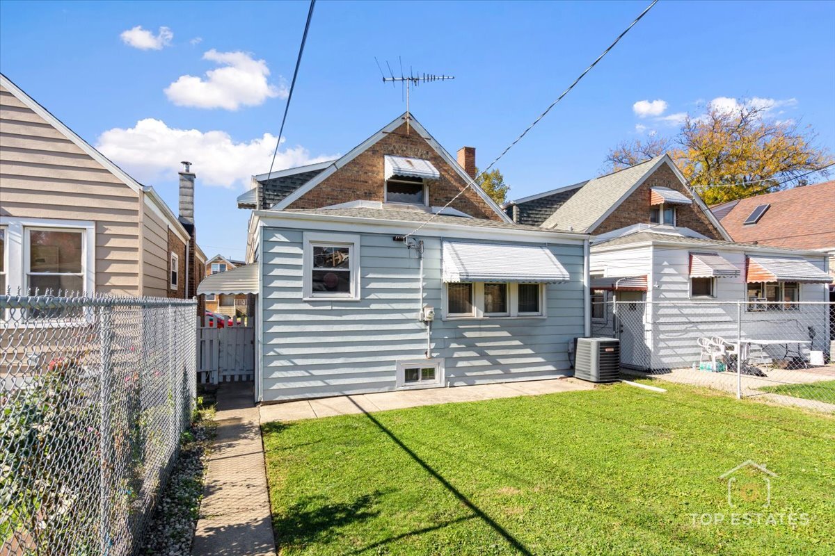 4641 South Trumbull Avenue Chicago IL 60632
