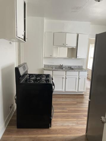 271 East 148th Street Harvey IL 60426