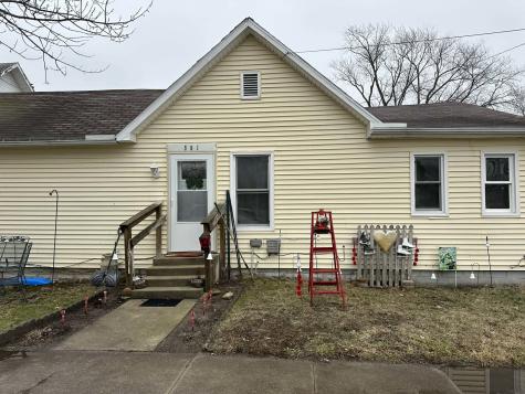 501 North Third Street Villa Grove IL 61956
