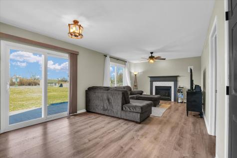 905 Bergamot Street Savoy IL 61874