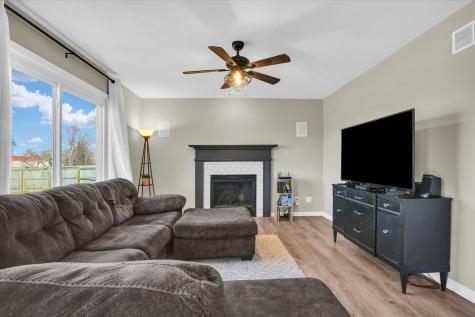 905 Bergamot Street Savoy IL 61874