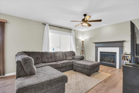 905 Bergamot Street Savoy IL 61874
