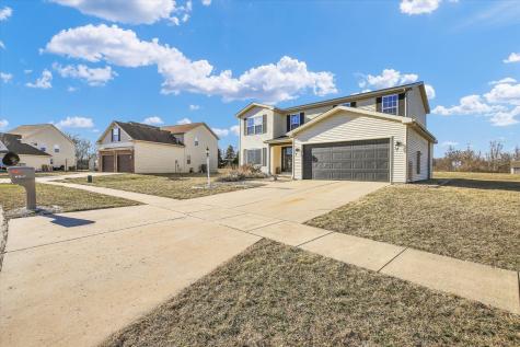 905 Bergamot Street Savoy IL 61874