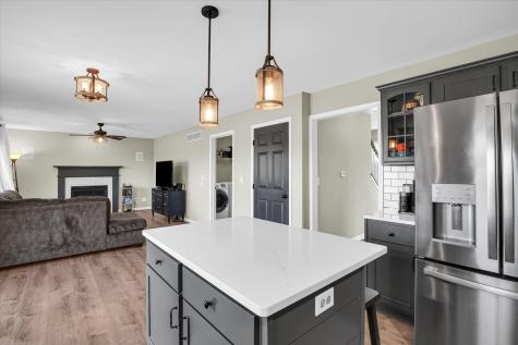 905 Bergamot Street Savoy IL 61874