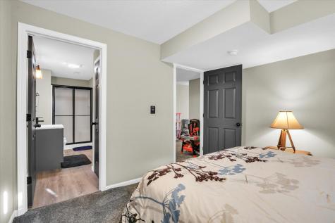 905 Bergamot Street Savoy IL 61874