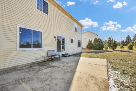 905 Bergamot Street Savoy IL 61874