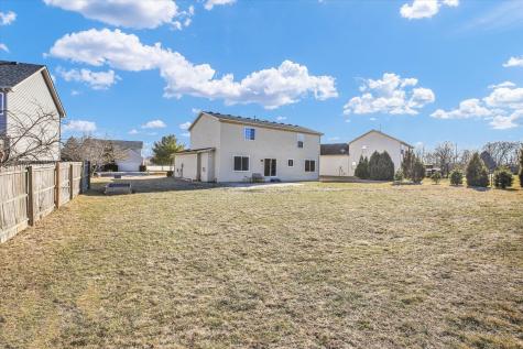 905 Bergamot Street Savoy IL 61874