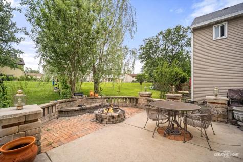 1837 Grosse Pointe Circle Hanover Park IL 60133
