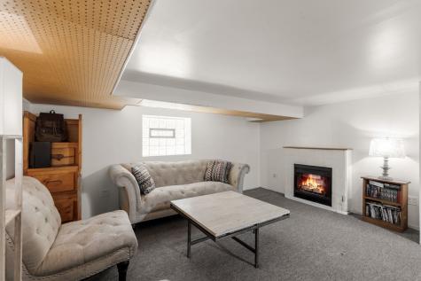 1819 West Cornelia Avenue Chicago IL 60657