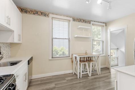 1819 West Cornelia Avenue Chicago IL 60657