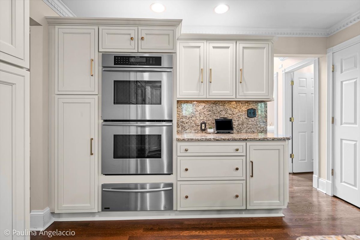 675 Oak Street Roselle IL 60172