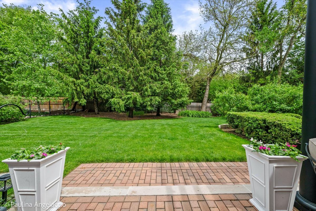 675 Oak Street Roselle IL 60172