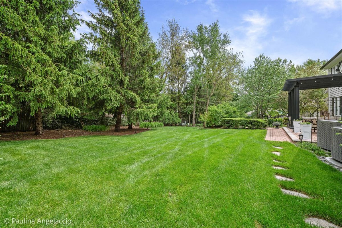 675 Oak Street Roselle IL 60172