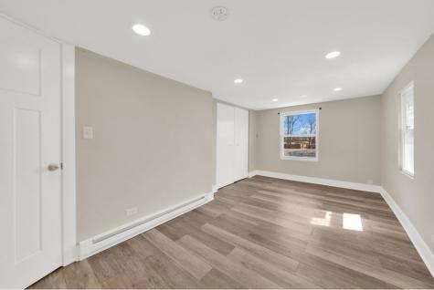 12565 Irving Avenue Blue Island IL 60406