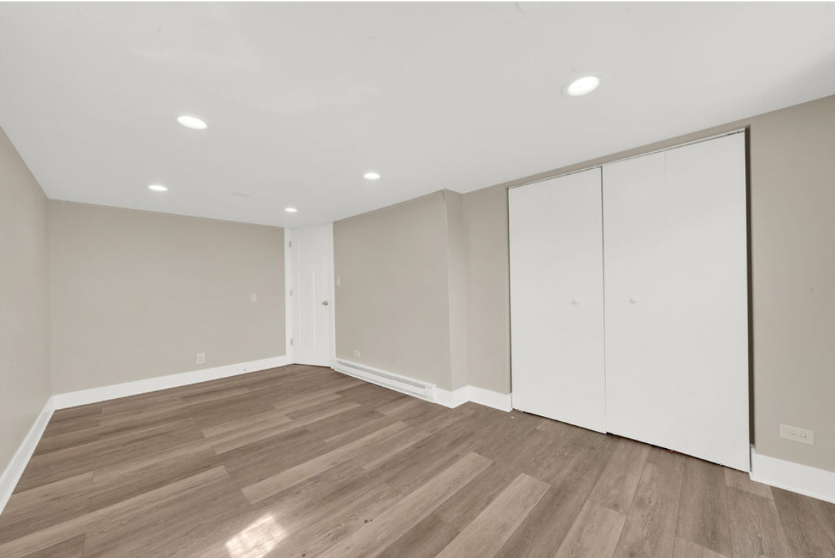 12565 Irving Avenue Blue Island IL 60406