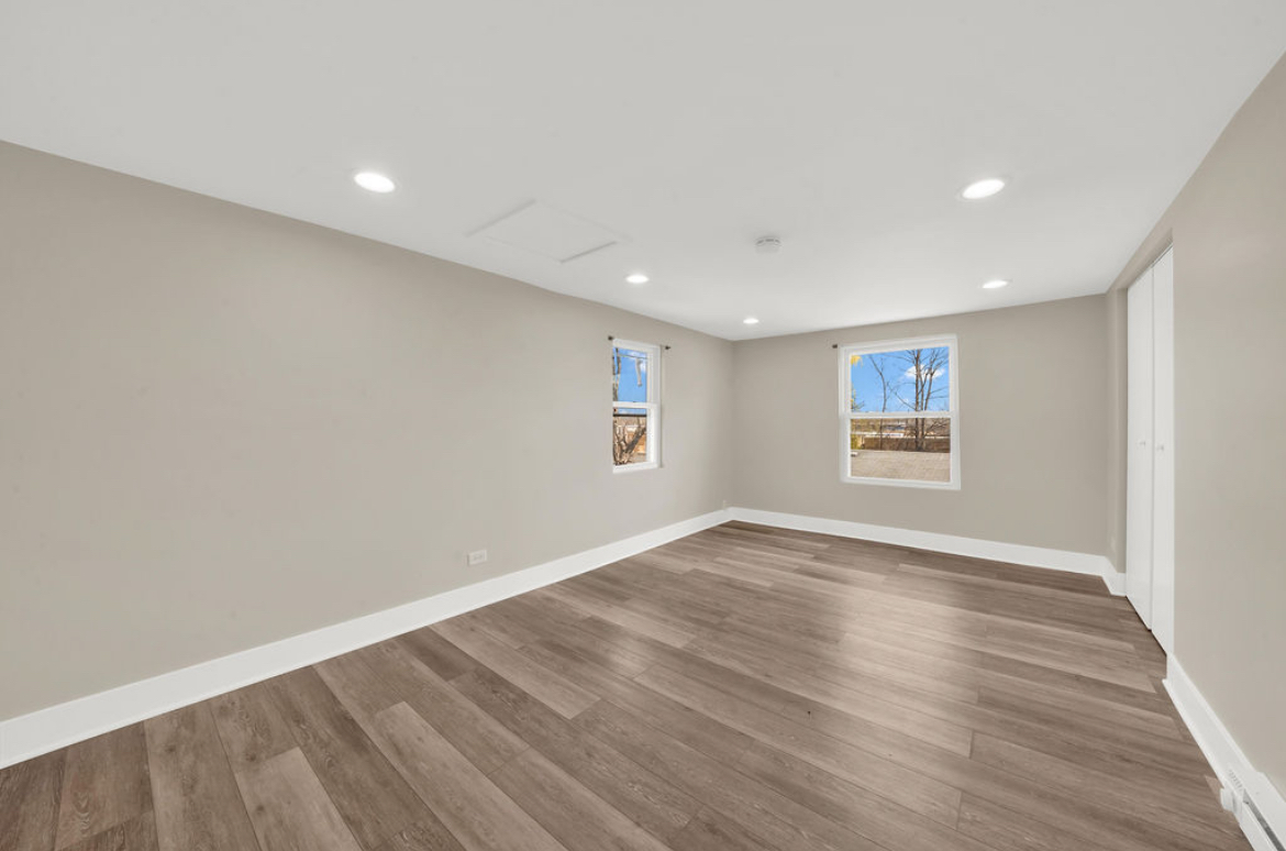 12565 Irving Avenue Blue Island IL 60406