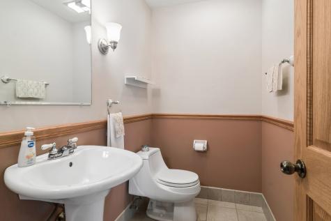 1600 East Linden Lane Mount Prospect IL 60056