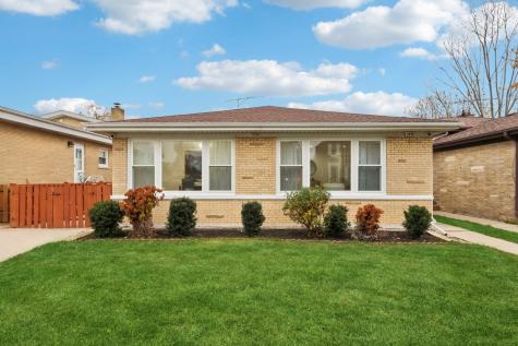 3836 West Estes Avenue Lincolnwood IL 60712